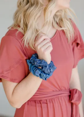 Chambray Heart Scrunchie Set